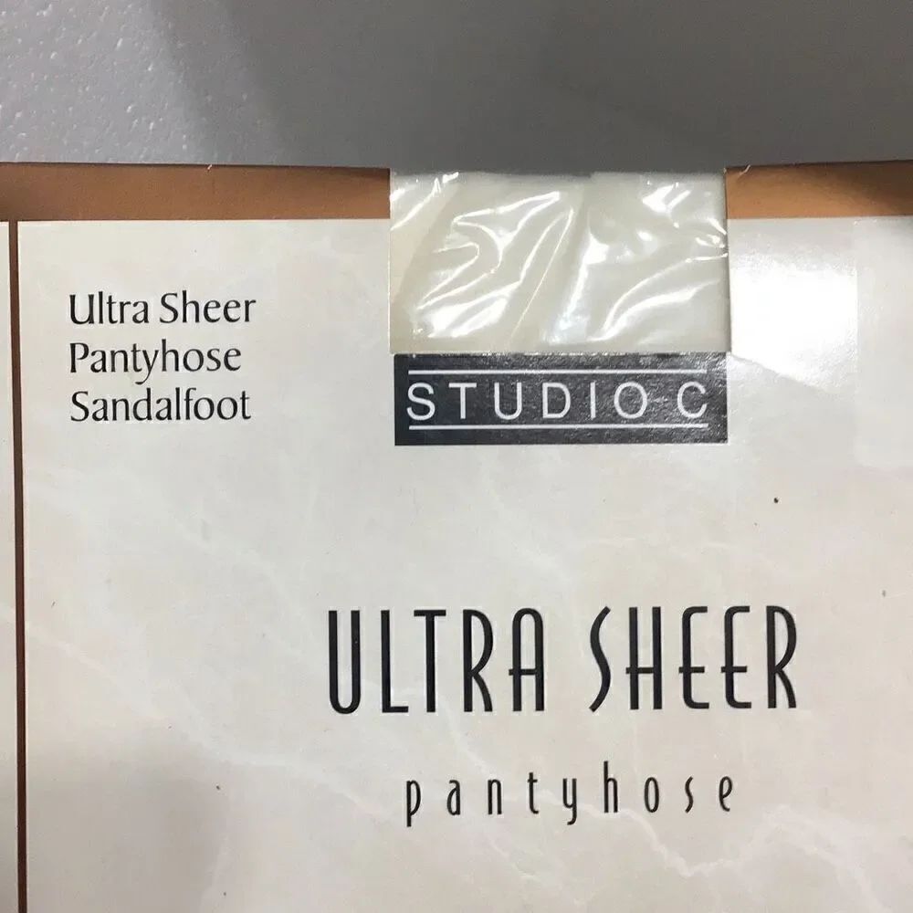 Vintage pantyhose by studio C size A ivory Sandlefoot